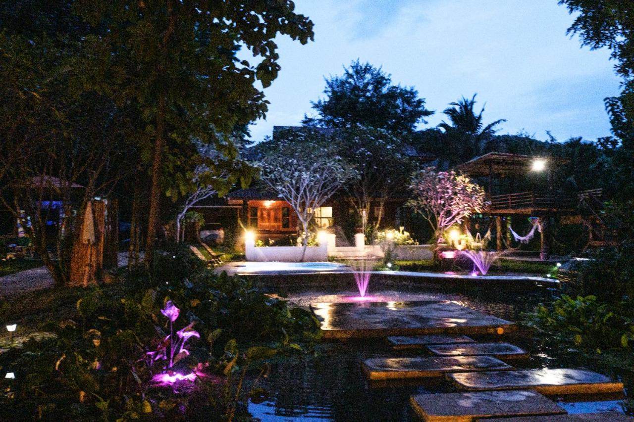 Shaya Homestay & Dorms Paj Kültér fotó